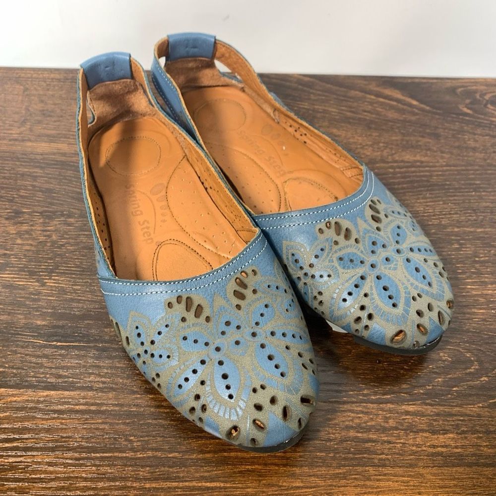Spring step flat shoe size 8